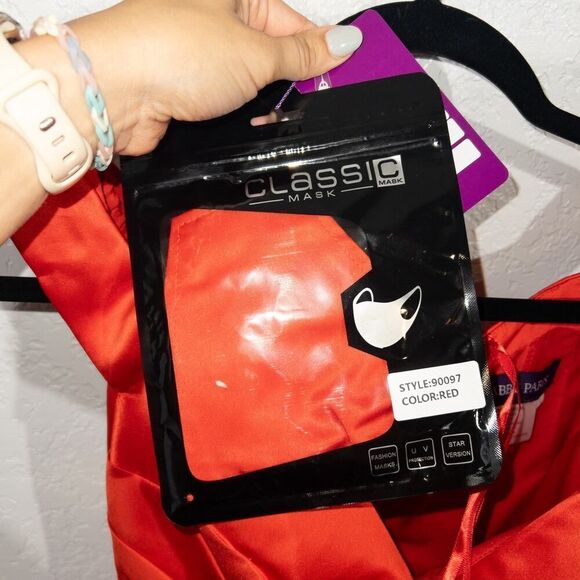 NWT Abby Paris x Lucci Lu Red Satin Off The Shoulder Gown‎ Size 4 - Picture 10 of 12